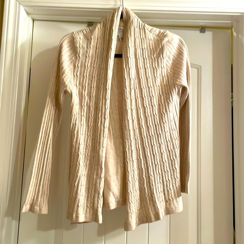 Beige cardigan in good condition